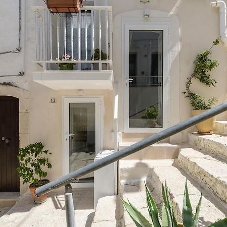 Stairway With Jacuzzi By Wonderful Italy Apartment Ostuni Exterior photo