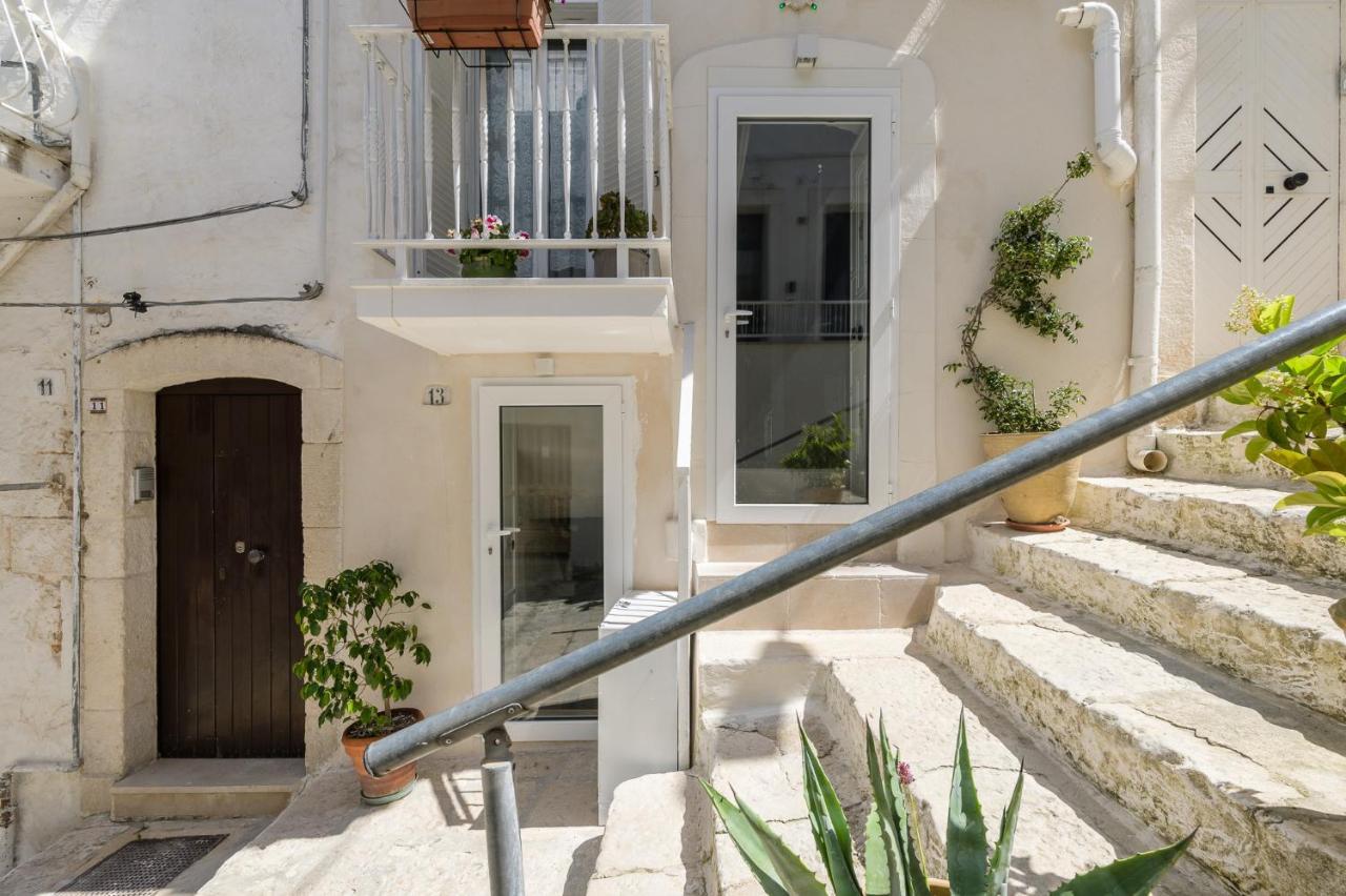 Stairway With Jacuzzi By Wonderful Italy Apartment Ostuni Exterior photo