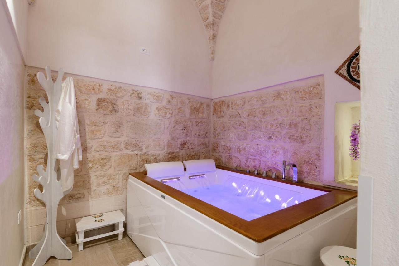 Stairway With Jacuzzi By Wonderful Italy Apartment Ostuni Exterior photo